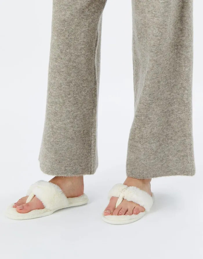 Accessorize Faux Fur Toe Thong Slippers Ivory Ivory Women Slippers