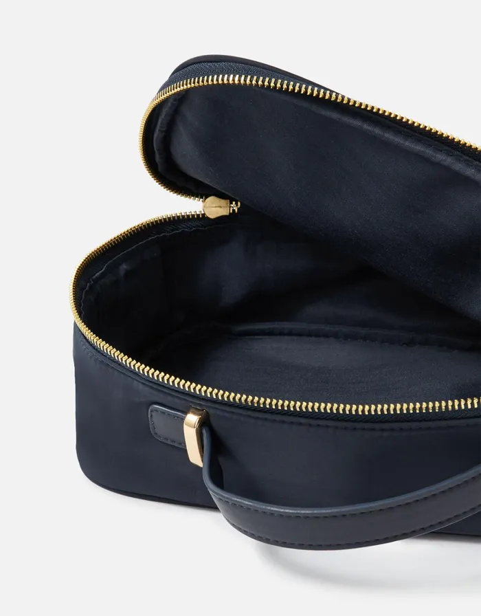 Accessorize Large Nylon Wash Bag Women Travel Bags