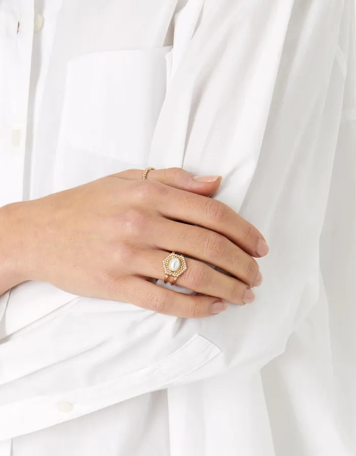 Accessorize Pearl Signet Ring Cream Pearl Women Rings
