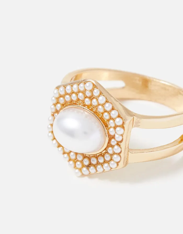Accessorize Pearl Signet Ring Cream Pearl Women Rings