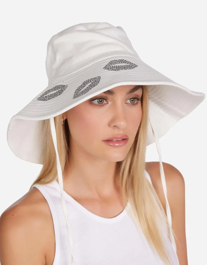 Adina Stud Kisses White Women039s Lauren Moshi Hats