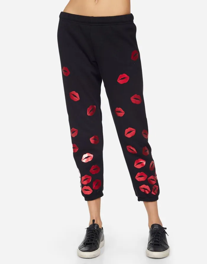 Alana Red Foil Scattered Lips Black Women039s Lauren Moshi Crop Sweatpants