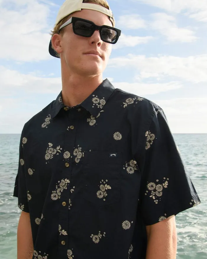 Billabong Shirts Sundays Mini Short Sleeve Shirt Midnight 8211 Men