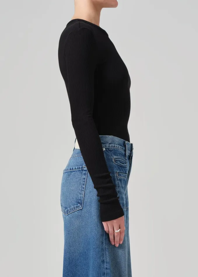 Citizens Of Humanity Cropped Faena Crewneck In Black Women Tops