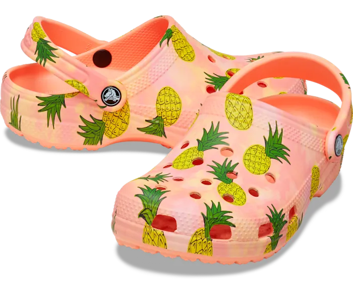 Classic Retro Resort Clog Papaya Multi Men Crocs Clogs
