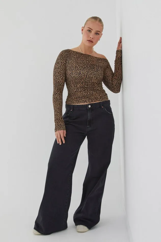 Clothing Supr Long Sleeve Tops Soft Long Sleeve Off Shoulder Top Nina Leopard Brown