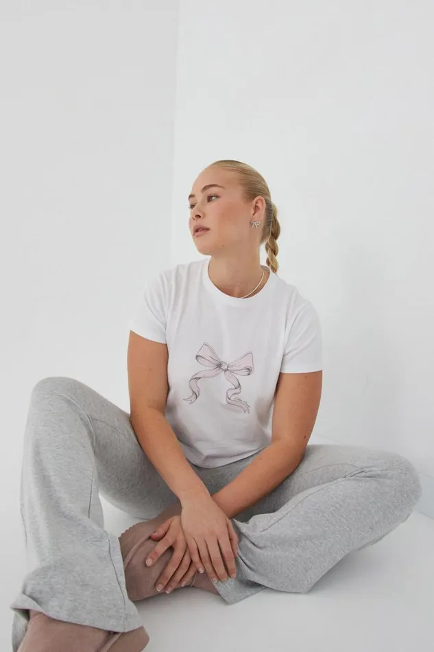Clothing Supr T Shirts Everyday Graphic Tee Whiteribbon