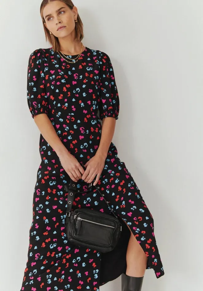 Hush Dresses Women Grace Midi Dress Floral Heart Blackmulti Hush Dresses Women Grace Midi Dress Floral Heart Blackmulti