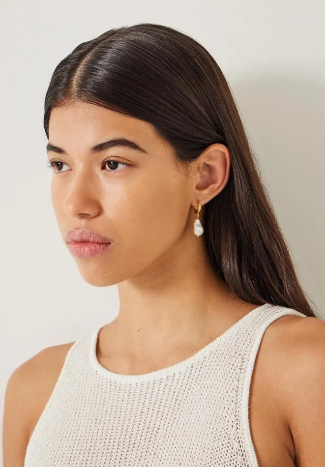 Hush Jewellery Women Baroque Pearl Drop Earring Gold 8211 Jewellery