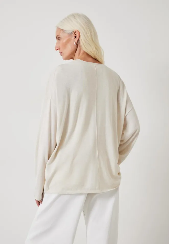 Hush Jumpers and Cardigans Women Kitty Super Slouchy Easy V Jumper Soft White Hush Jumpers and Cardigans Women Kitty Super Slouchy Easy V Jumper Soft White