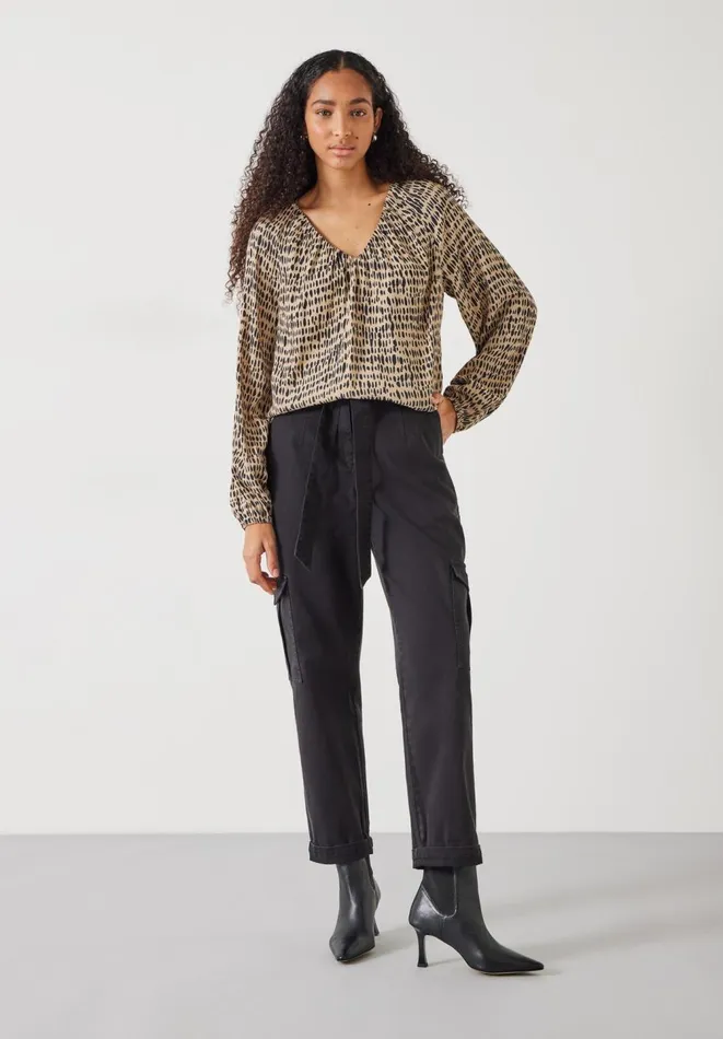 Hush Shirts and Blouses Women Elise Relaxed VNeck Printed Blouse Contrast Mark Neutral Hush Shirts and Blouses Women Elise Relaxed VNeck Printed Blouse Contrast Mark Neutral