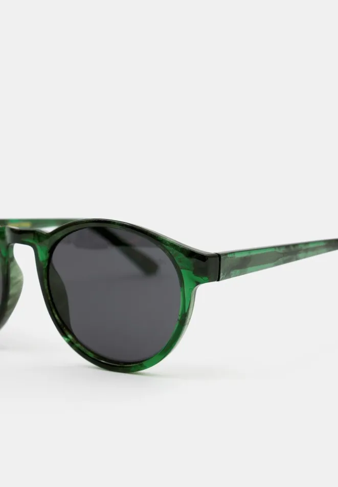 Hush Sunglasses Women AKjaerbede Marvin Sunglasses Green Marble