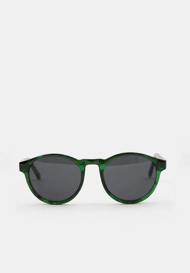 Hush Sunglasses Women AKjaerbede Marvin Sunglasses Green Marble