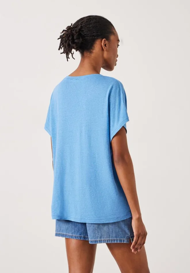 Hush Tops and Tshirts Women Danny Linen VNeck TShirt Bright Blue Hush Tops and Tshirts Women Danny Linen VNeck TShirt Bright Blue