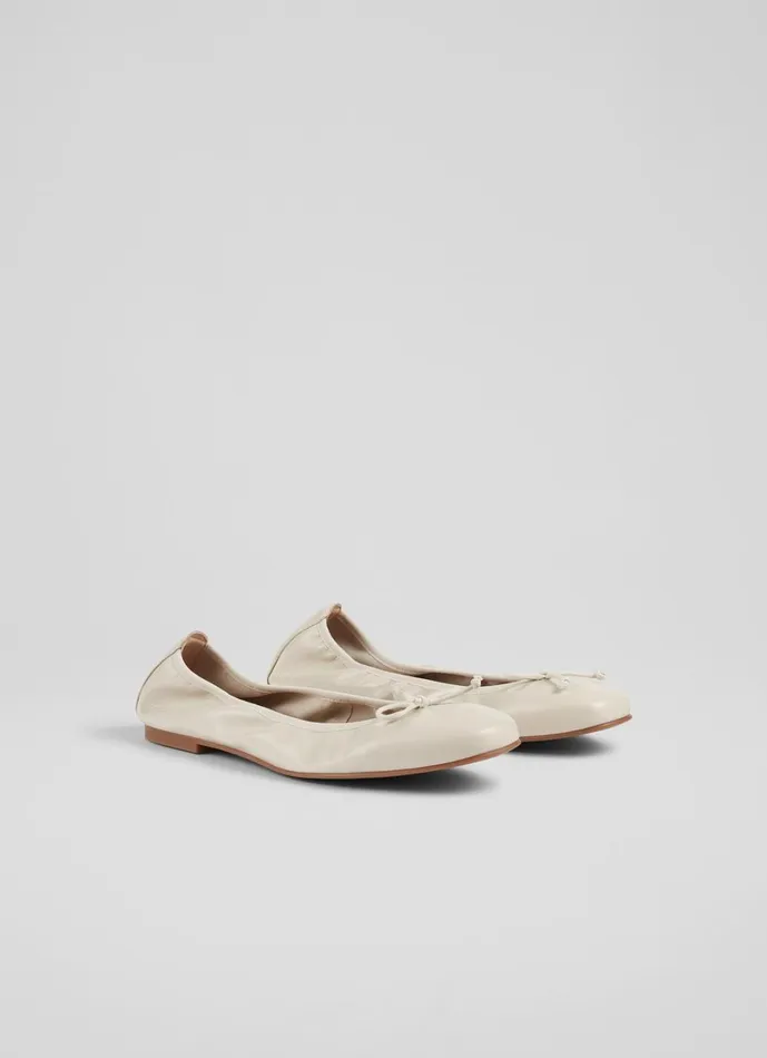 LKBennett Flats Women Trilly Cream Leather Ballet Pumps LKBennett Flats Women Trilly Cream Leather Ballet Pumps