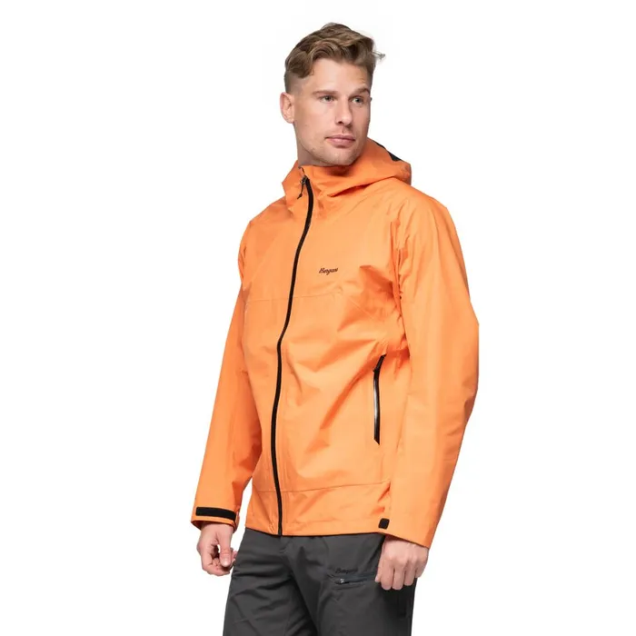 Men Bergans Of Norway Shell Jackets Vaagaa Light 3l Shell Jacket Faded Orange