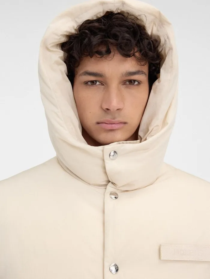 Men Coats and Jackets JACQUEMUS The Puffer Jacket Offwhite Men Coats and Jackets JACQUEMUS The Puffer Jacket Offwhite