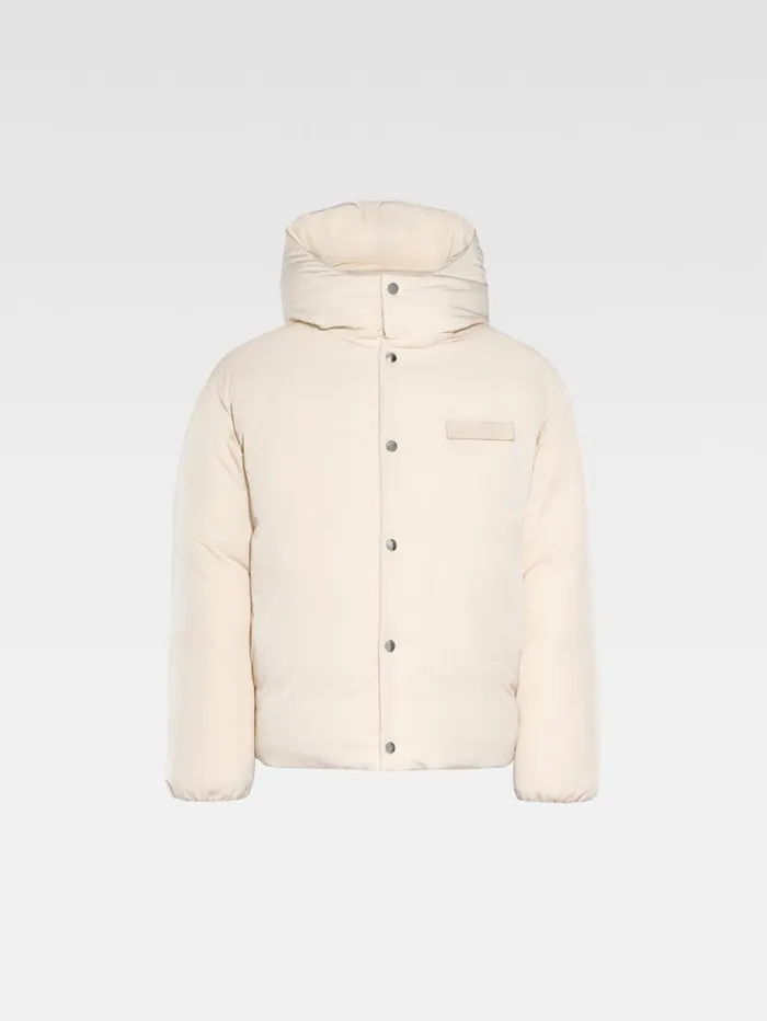 Men Coats and Jackets JACQUEMUS The Puffer Jacket Offwhite Men Coats and Jackets JACQUEMUS The Puffer Jacket Offwhite