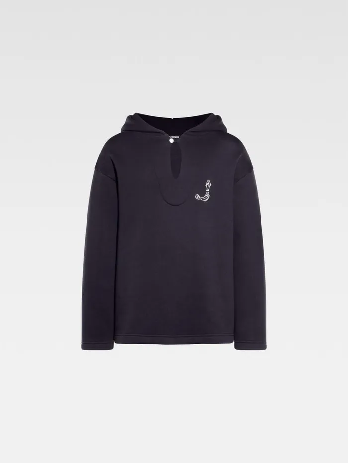 Men Sweatshirts and Joggings JACQUEMUS The Mer Hoodie Dark Navy Men Sweatshirts and Joggings JACQUEMUS The Mer Hoodie Dark Navy
