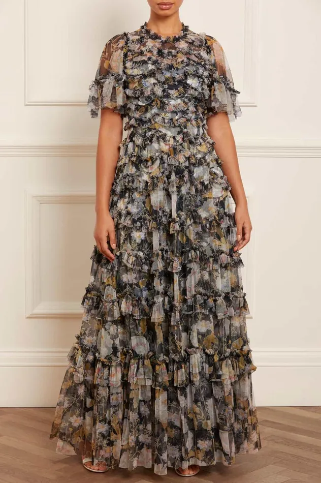 Moonlight Petals Round Neck Gown Black Women Needle and Thread Dresses