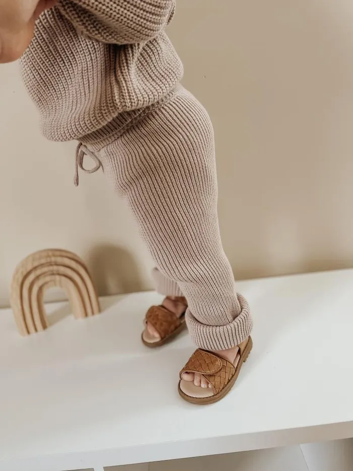 Nisolo Baby Toddler and Kids Shoes Women Woven Hard Sole Sandal Walnut Walnut