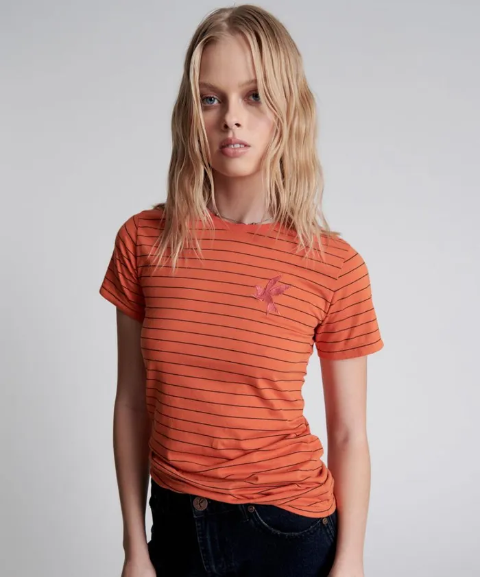 One Teaspoon Basic Tees BOWER BIRD EMBROIDERED LOGO FITTED TEE ORANGE 8211 Women One Teaspoon Basic Tees BOWER BIRD EMBROIDERED LOGO FITTED TEE ORANGE 8211 Women