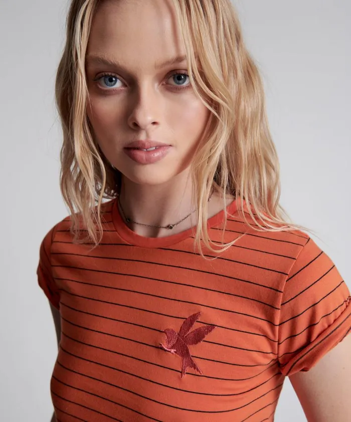One Teaspoon Basic Tees BOWER BIRD EMBROIDERED LOGO FITTED TEE ORANGE 8211 Women One Teaspoon Basic Tees BOWER BIRD EMBROIDERED LOGO FITTED TEE ORANGE 8211 Women