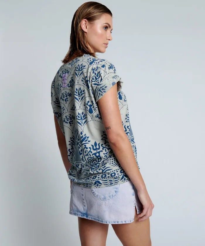 One Teaspoon Basic Tees ORGANIC COTTON BABYLON GARDENS UNISEX TEE 8211 Women One Teaspoon Basic Tees ORGANIC COTTON BABYLON GARDENS UNISEX TEE 8211 Women