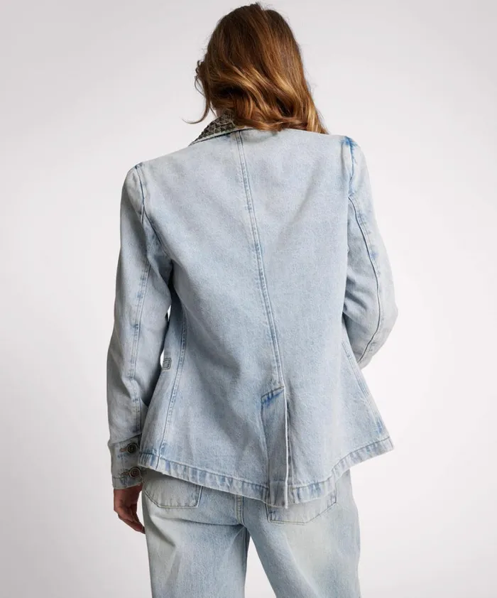 One Teaspoon Denim Jackets DIAMONDE STUDDED DENIM BLAZER 8211 Women One Teaspoon Denim Jackets DIAMONDE STUDDED DENIM BLAZER 8211 Women