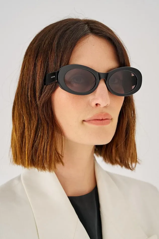 Oroton Sunglasses Accessories Daphne Sunglasses Black