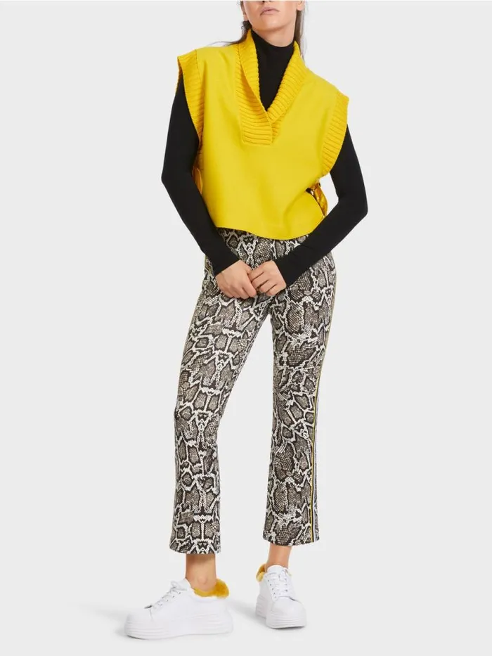 Pullover and Sweatshirts Damen Marc Cain Tank Top Knitted In Germany Corn