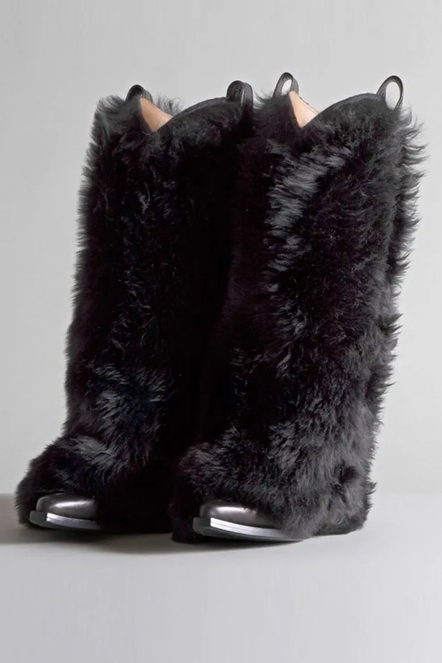 R13 Boots Women MID COWBOY BOOTS WITH SLEEVE 8211 BLACK FUR