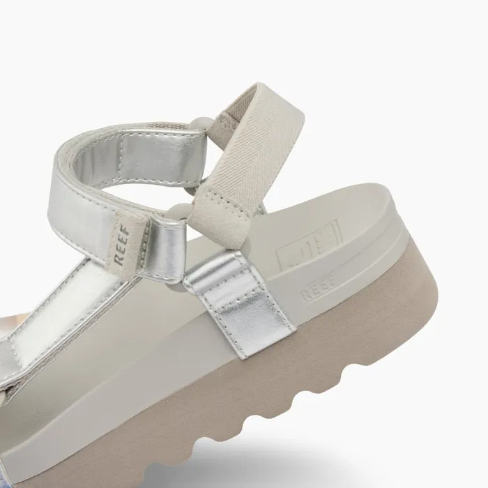 Reef Sandals Women Cushion Rem Hi Silver