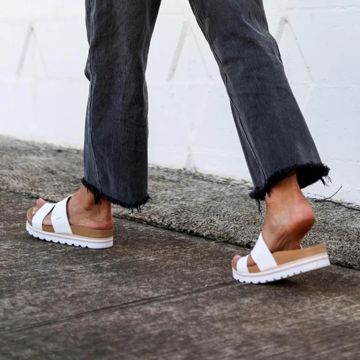 Reef Slides Women Cushion Vista Hi Cloud Reef Slides Women Cushion Vista Hi Cloud