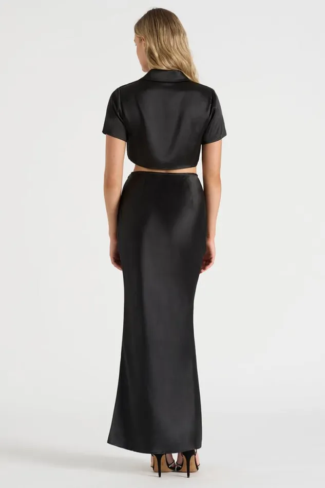 Runaway The Label Crops Shop THE SATIN SHIRT 8211 BLACK Runaway The Label Crops Shop THE SATIN SHIRT 8211 BLACK