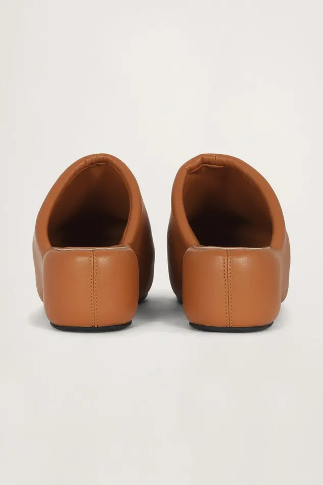 Shop Simon Miller BUBBLE CLOGS Bubble Clog Caramel