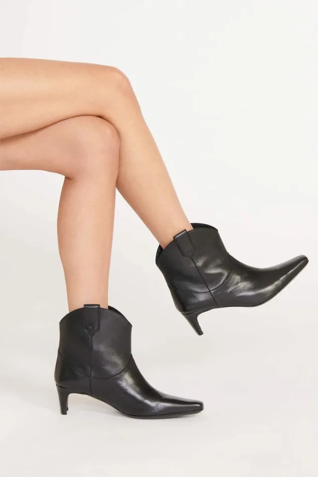 STAUD Boots WESTERN WALLY ANKLE BOOT Black 8211 Women STAUD Boots WESTERN WALLY ANKLE BOOT Black 8211 Women