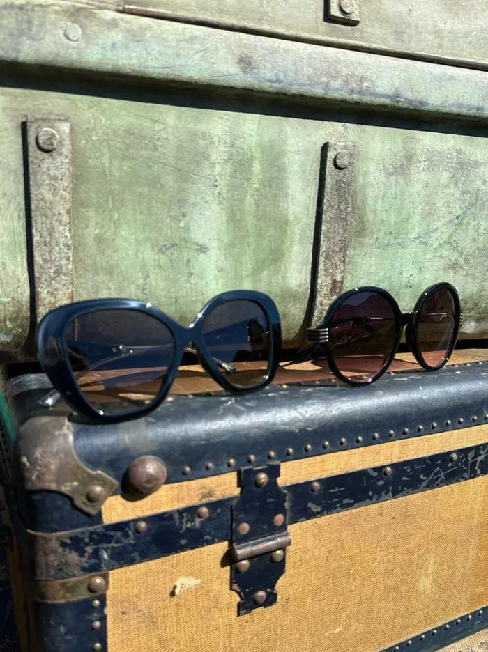Sunglasses Accessories Jessica Simpson Round Metal Temple Sunglasses In Black