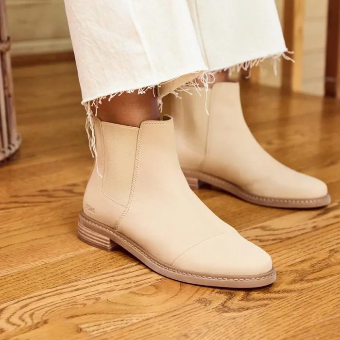 Toms Boots and Booties Charlie Boot Oatmeal Leather 8211 Women Toms Boots and Booties Charlie Boot Oatmeal Leather 8211 Women