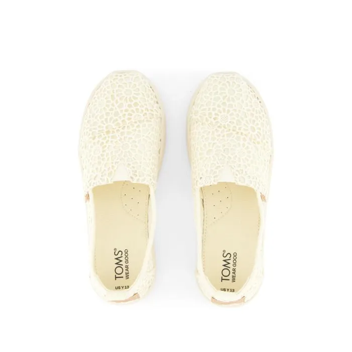 Toms TOMS Classics Alpargata Kids Shoe Moroccan Crochet Natural 8211 KidsWomen Toms TOMS Classics Alpargata Kids Shoe Moroccan Crochet Natural 8211 KidsWomen