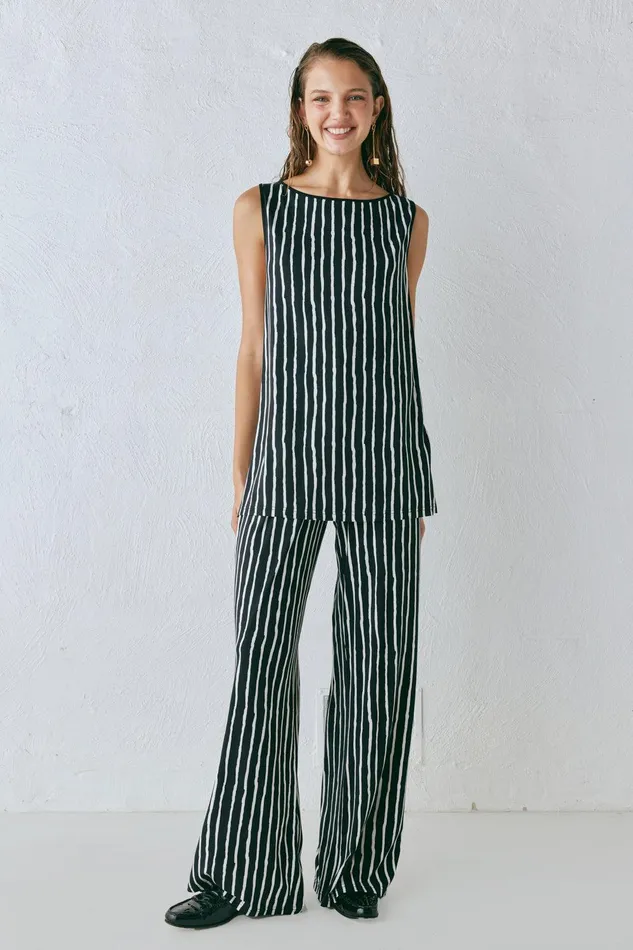 VRG GRL Aster Top Black Stripe Women Sets VRG GRL Aster Top Black Stripe Women Sets