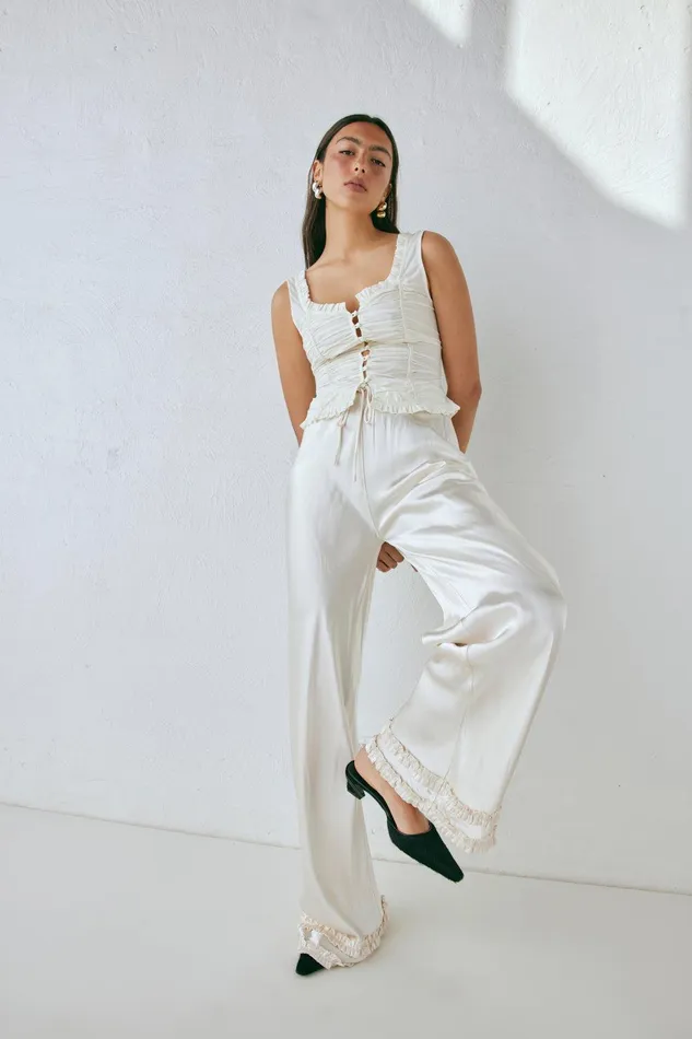 VRG GRL Citara Satin Pants White Women Pants VRG GRL Citara Satin Pants White Women Pants