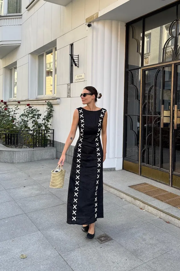 VRG GRL Maja Linen Maxi Dress Black Women MidiMaxi Dresses