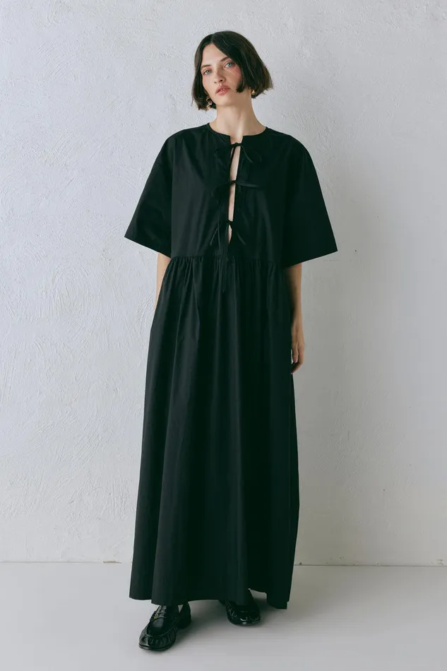 VRG GRL Naomi Smock Maxi Dress Black Women MidiMaxi Dresses