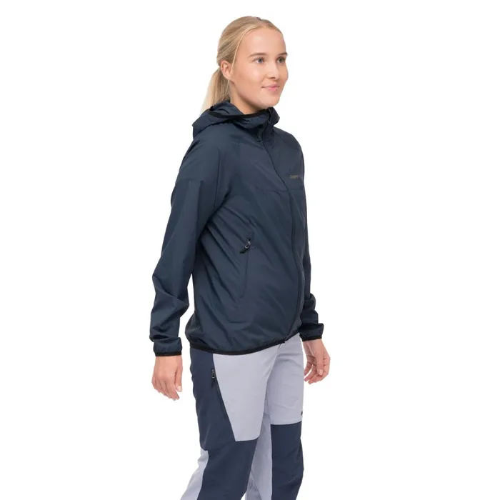 Women Bergans Of Norway Softshell Jackets Vaagaa Windbreaker Jacket Navy Blue