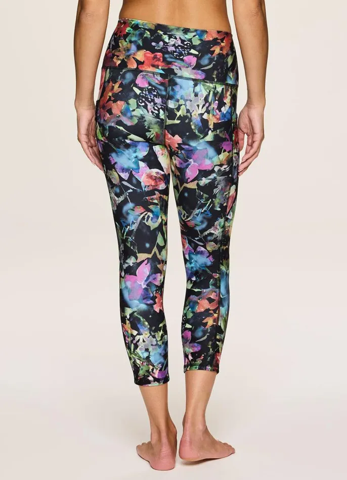 Women Blooming For You Super Soft Capri Multi RBX Active Leggings