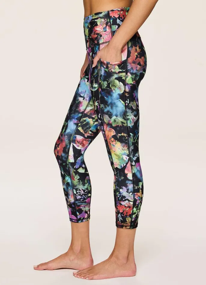 Women Blooming For You Super Soft Capri Multi RBX Active Leggings