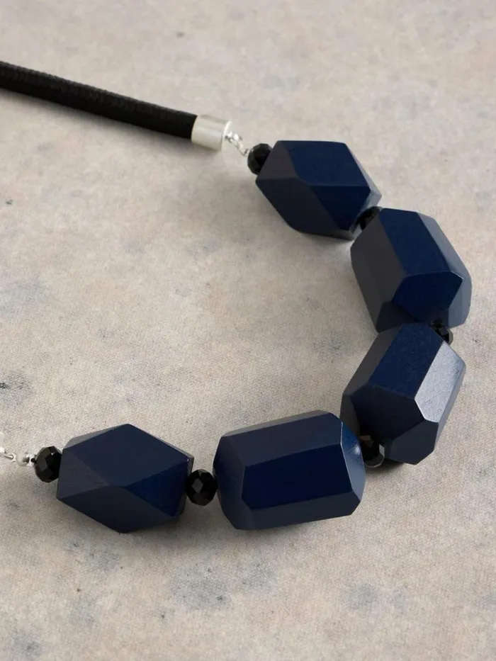 Women CARNATION BEADED NECKLACE Dark Navy White Stuff Jewellery