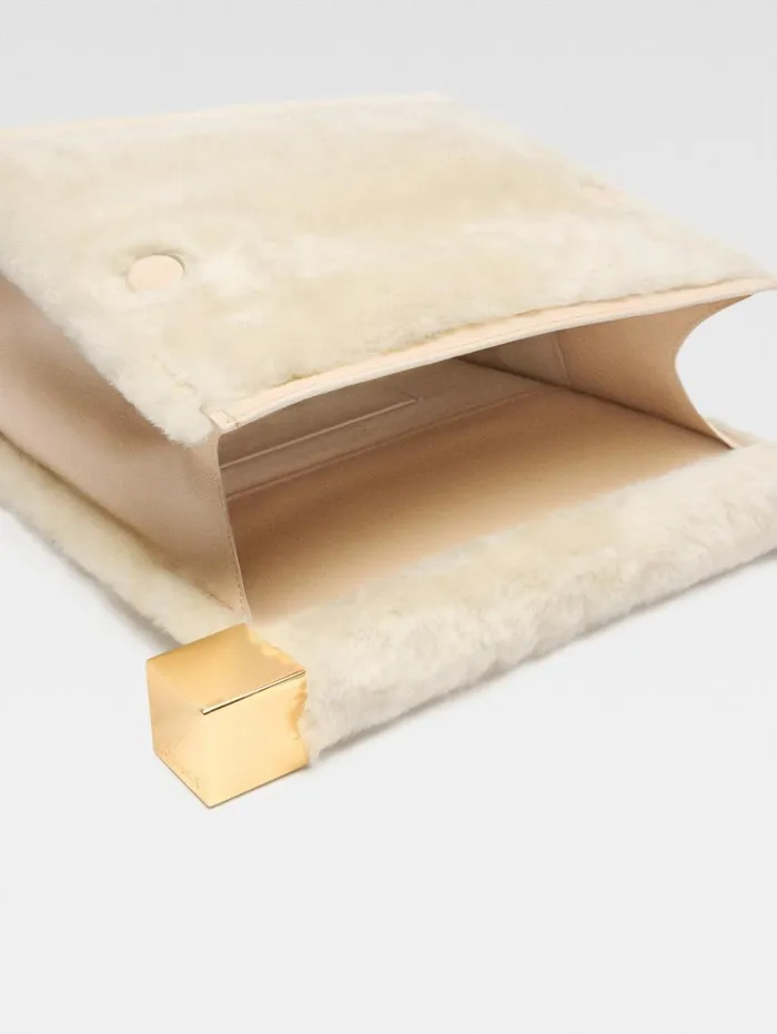 Women Crossbody and Handbags JACQUEMUS The Rond Carr Clutch Offwhite Women Crossbody and Handbags JACQUEMUS The Rond Carr Clutch Offwhite