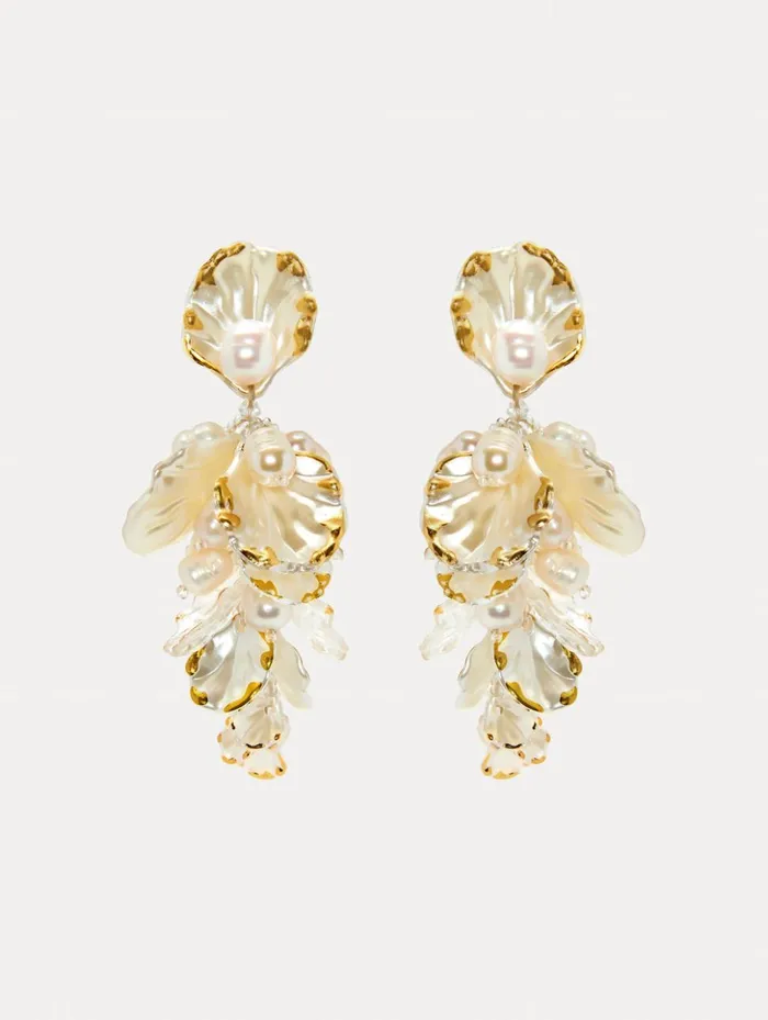 Women Earrings Oscar De La Renta Mother Of Pearl Flower Earrings Ivory